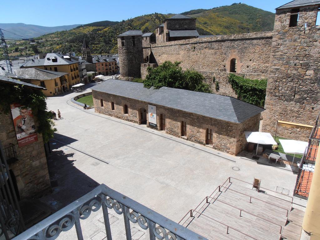 Hostal Virgen De La Encina Ponferrada Cameră foto
