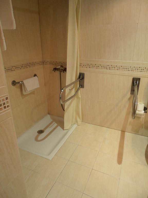 Hostal Virgen De La Encina Ponferrada Cameră foto